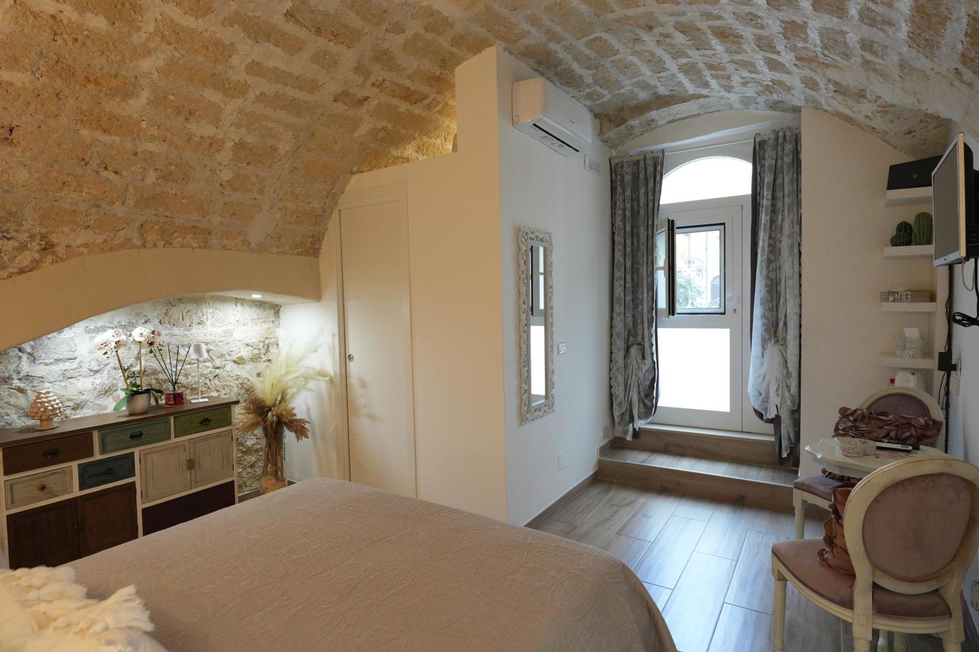 Soleil Guest House Барі Екстер'єр фото